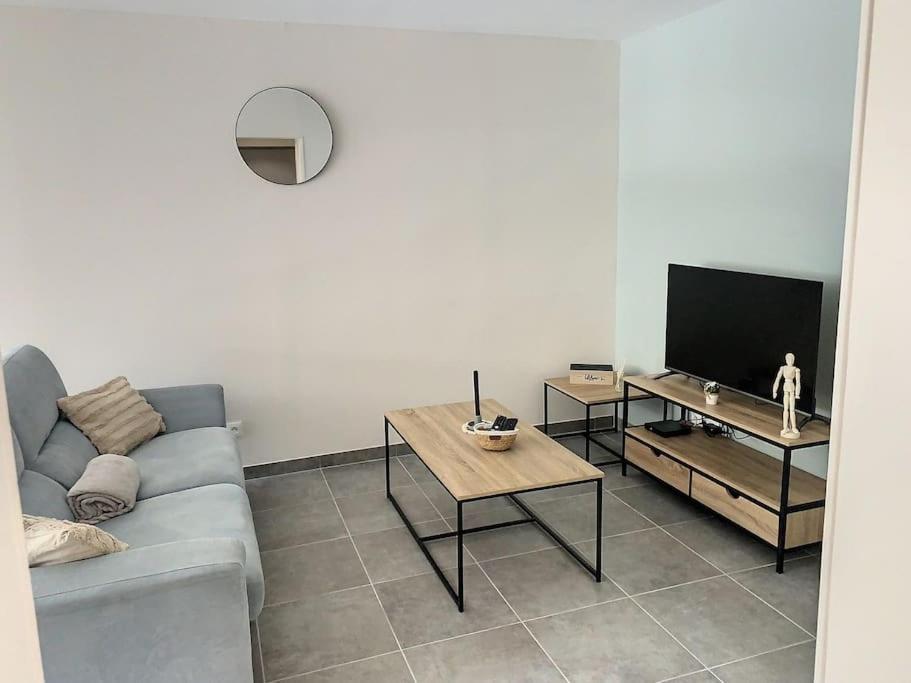 Le Jeanne Apartamento Compiègne Exterior foto